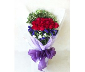 F51 12PCS RED ROSES BOUQUET IN PURPLE WRAPPING